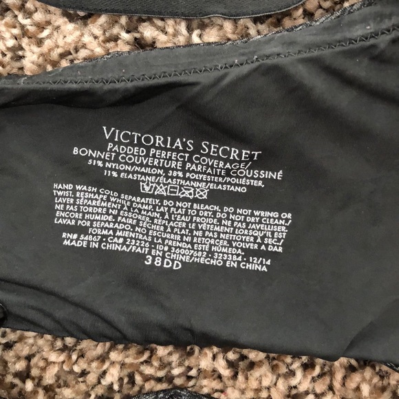 Victoria Secret Bundle - Picture 2 of 7